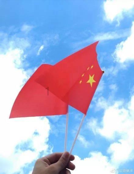 “最长春节档”将启 《热辣滚烫》暂列“想看”头名