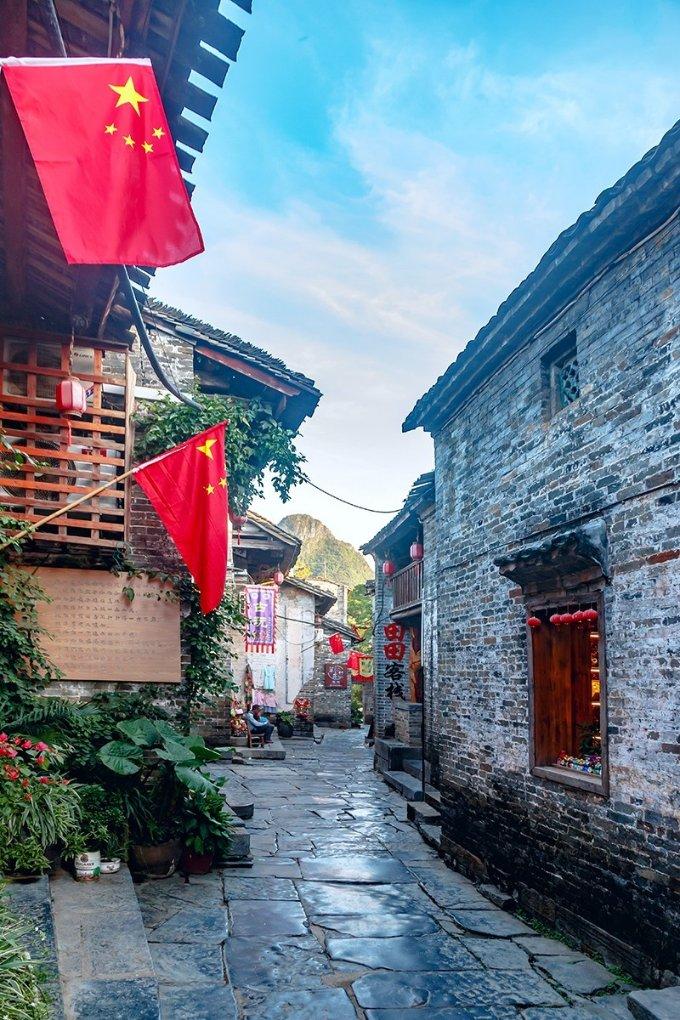 《庆余年2》发布全新预告,张若昀李沁回归