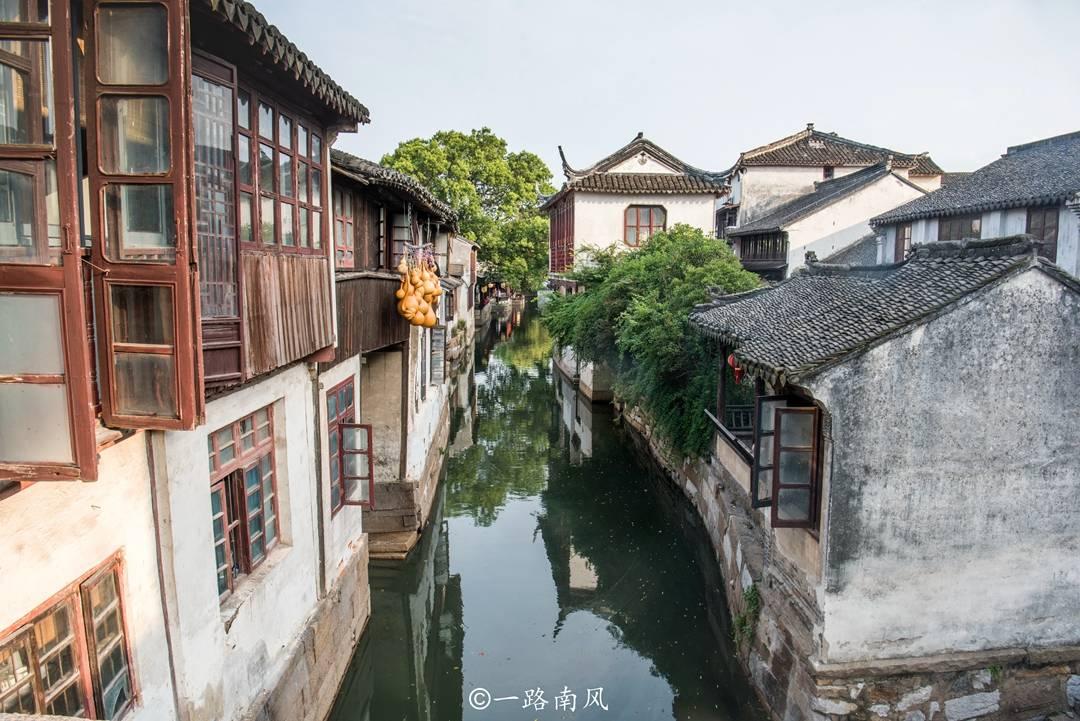 V观财报|ST贵人“隐瞒”8.8亿元关联交易被警示